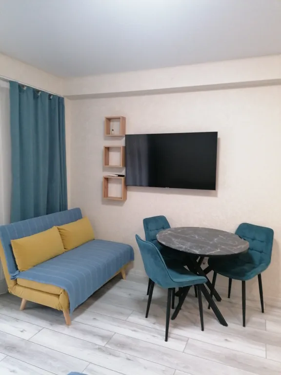 Студия с видом на море