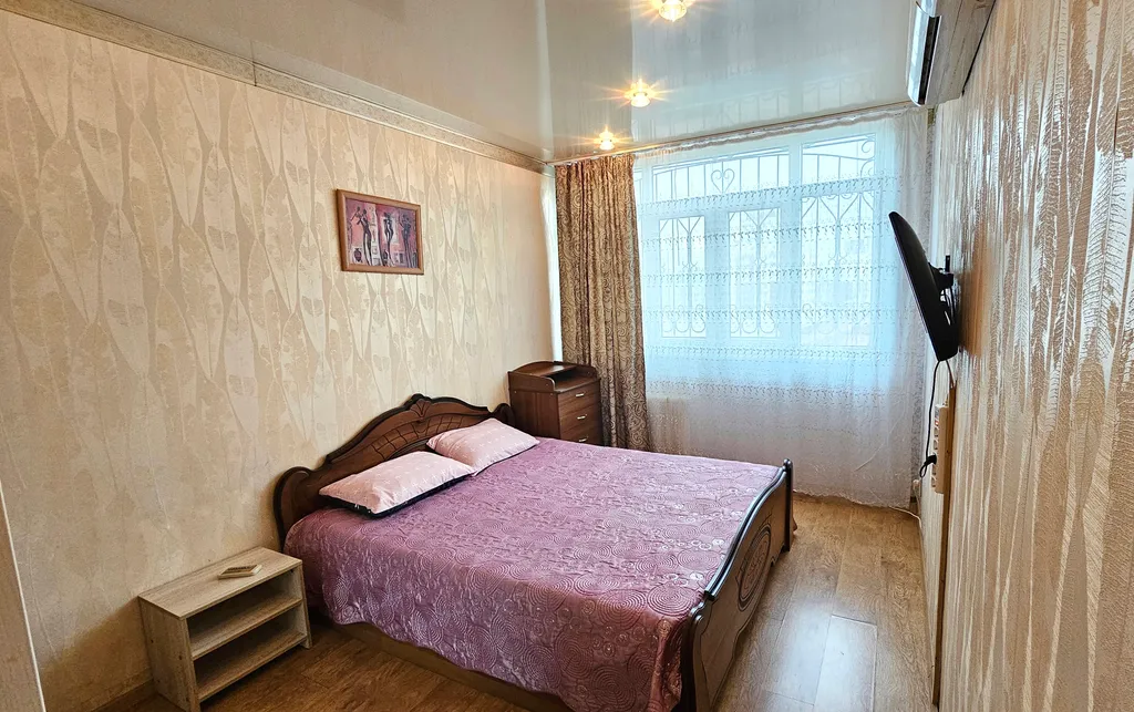 Квартира Двухместная комната, холодильник, чайник, свч — аренда посуточно в Сочи