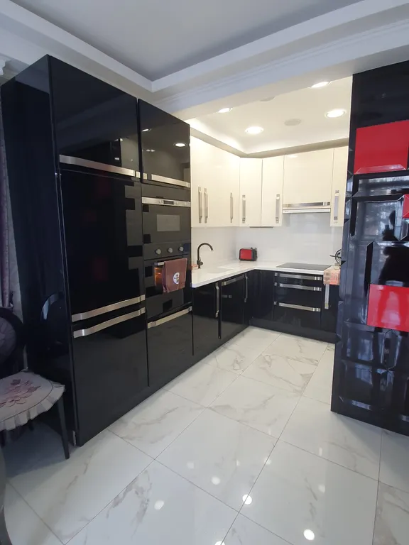 Апартамент с видом на море в центре Сочи