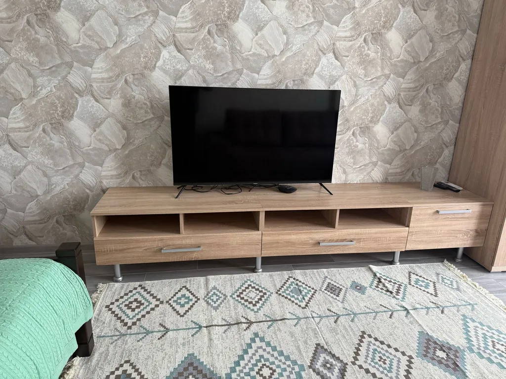 Светлая квартира с балконом в новостройке