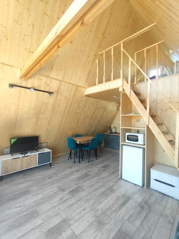 Уютный А-фрейм №1 у озера