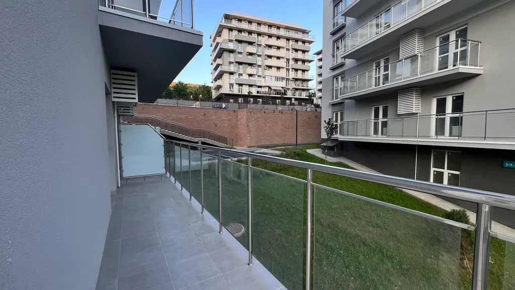 Квартира 2-комнатная Квартира — Варваровка