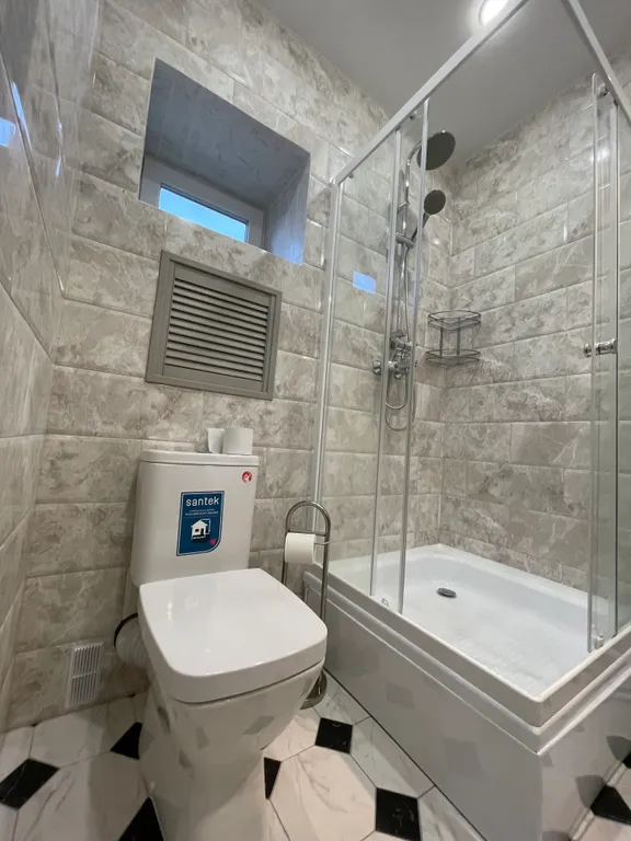 Коттедж Уютный дом с камином и сауной у озера — Ларионово