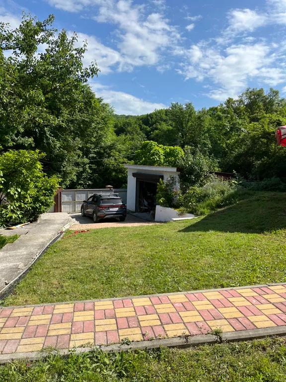 Коттедж Часть Гостевого дома Зеленый рай — Прасковеевка