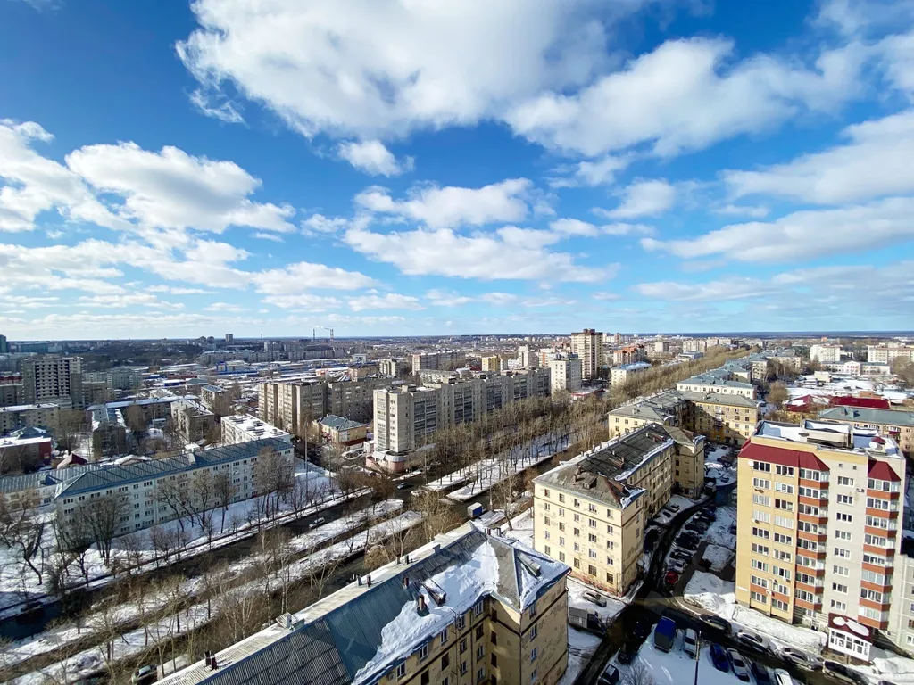 Стильная 3-к квартира в центре в ЖК Эдельвейс с панорамным видом