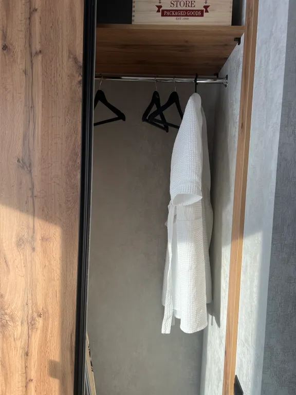 Квартира Квартира Комфортабельная студия с собственной террасой возле Планеты — Красноярск