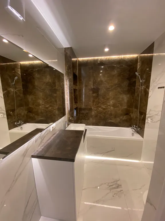 Дизайнерская евродвушка с парящей кроватью