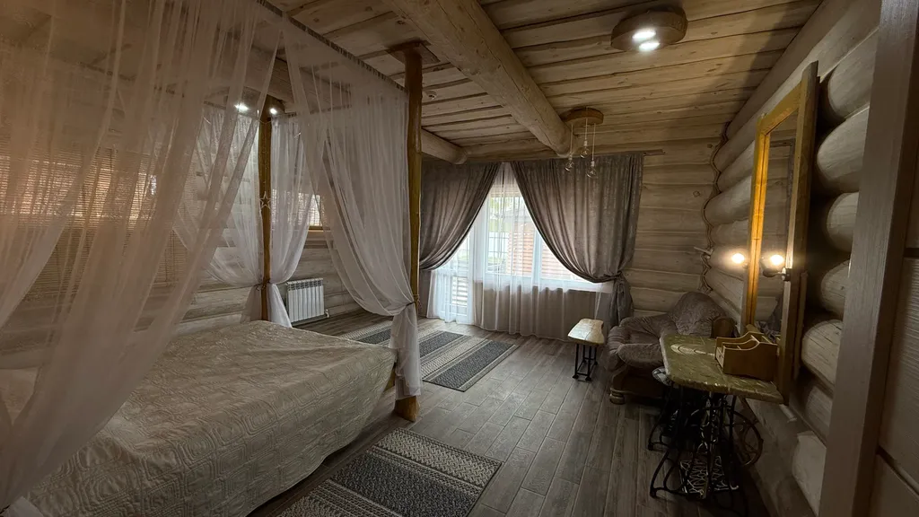 Домик у реки