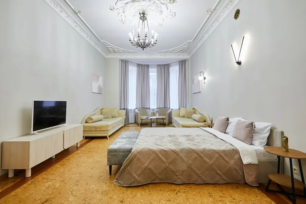 Квартира 3 спальни, балкон, красивый дом — аренда посуточно в Санкт-Петербург