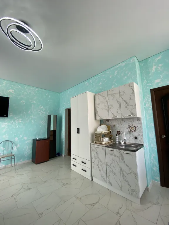 Квартира Апартаменты улучшенный номер Люкс с балконом с видом на море — Анапа