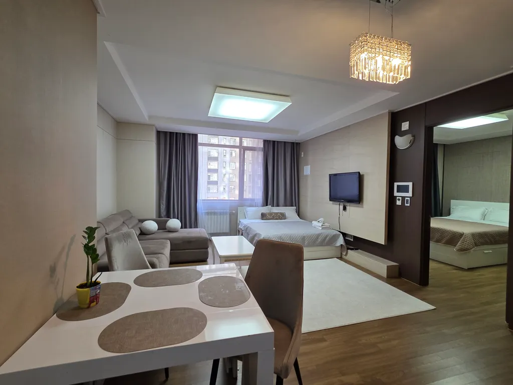 2-комнатная квартира возле Посольства США