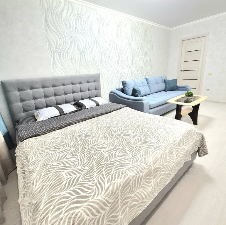 Светлая и уютная квартира у ТЦ Океанис