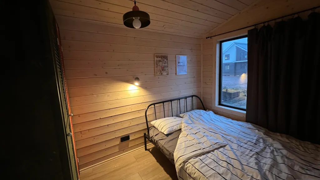 Коттедж Уютный домик на берегу озера 50 м² — Санкт-Петербург