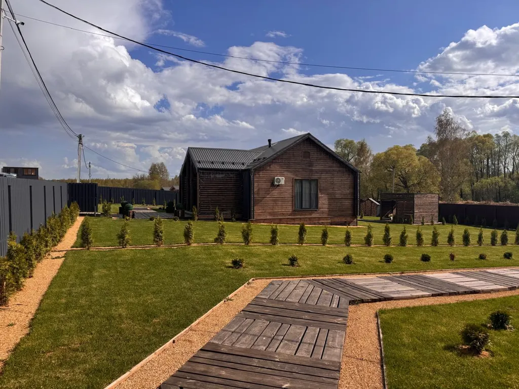 Частный дом с баней на дровах