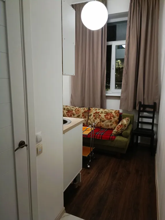 Небольшая студия с двуспальным диваном у станции МЦД4 Железнодорожная