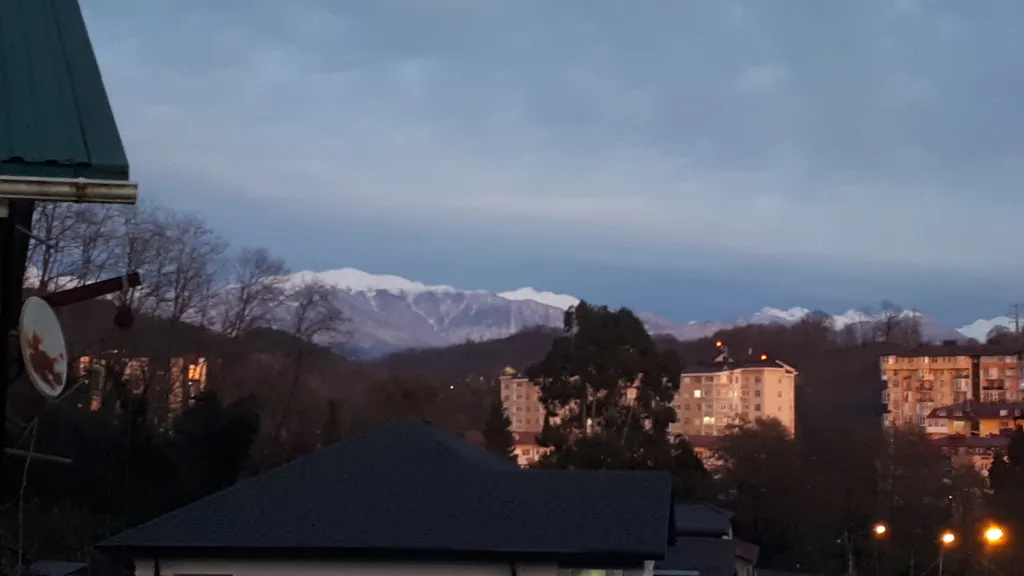 Квартира-студия Тихий уголок Адлера