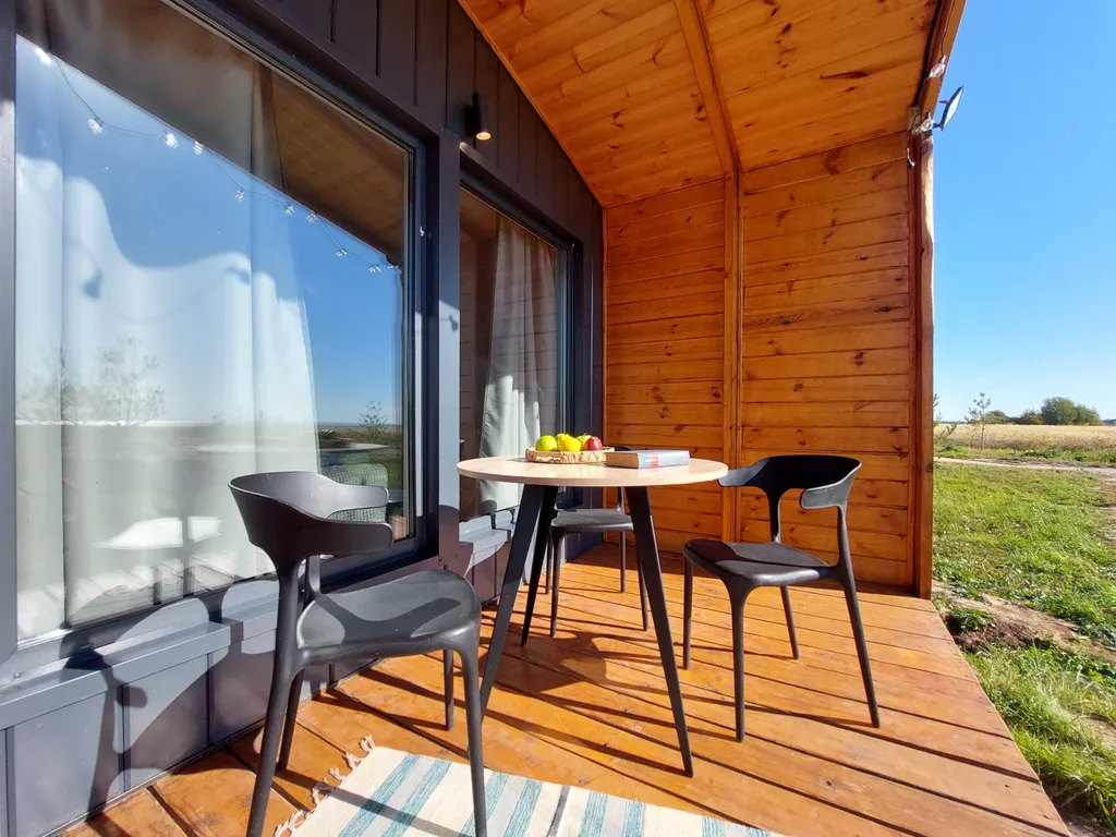 Большой дом у Камского моря