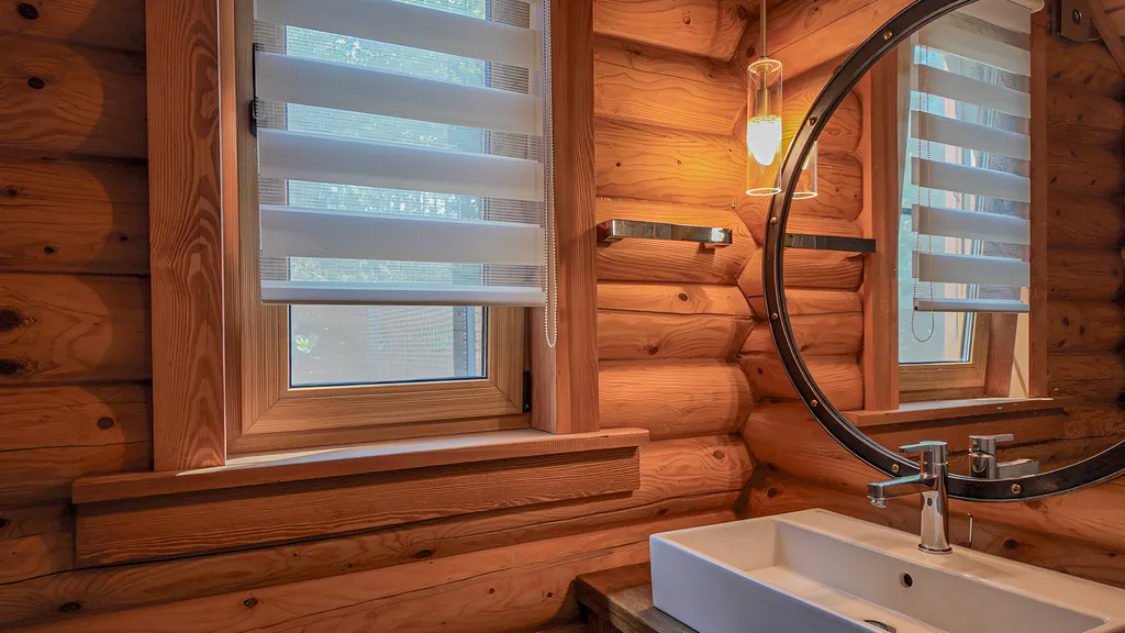 Новогодний дом в лесу