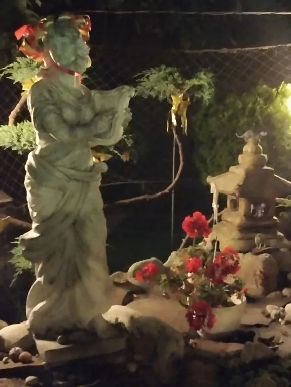 Апартаменты с бассейном
ДомКрус