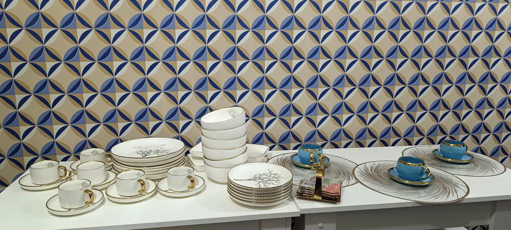 Двушечка у канатки и в старинном доме