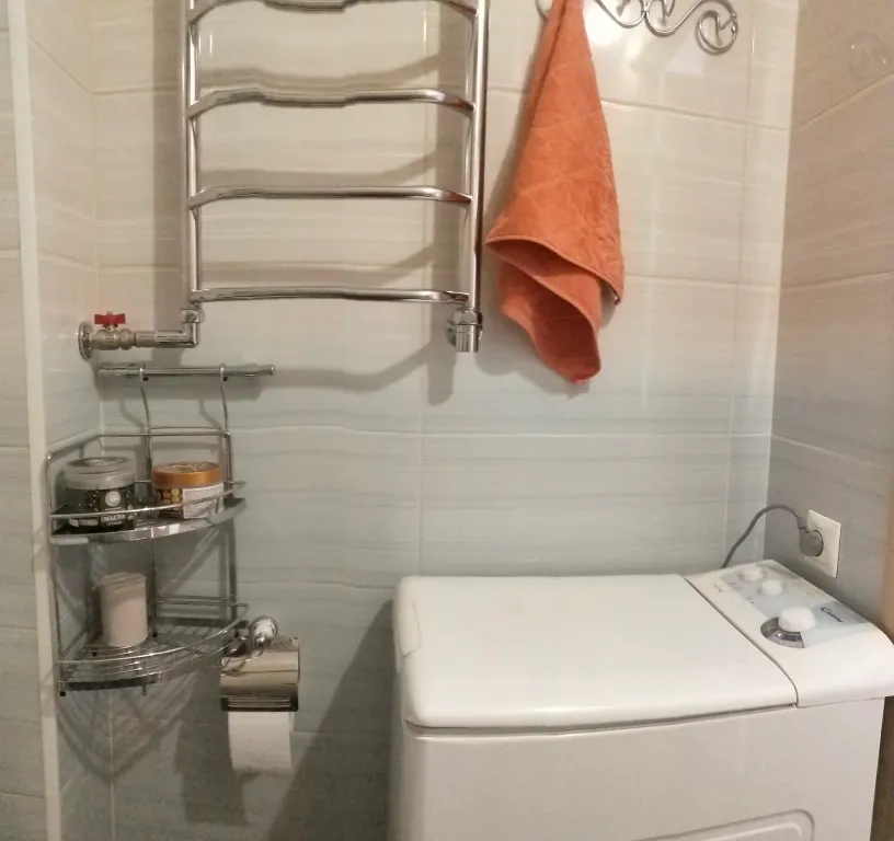 Уютная, чистая ,однокомнатная квартира .