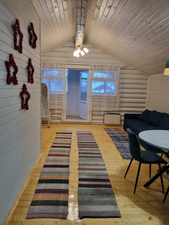 Дом с уличным чаном