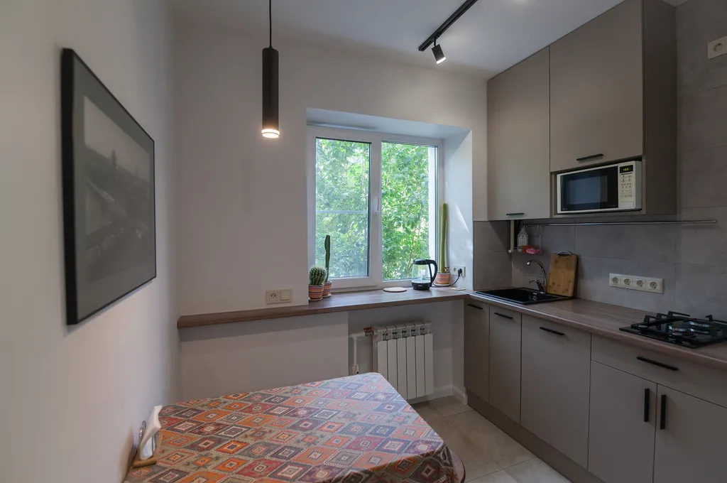 Уютная, тихая квартира в центре города — аренда посуточно в Гатчина