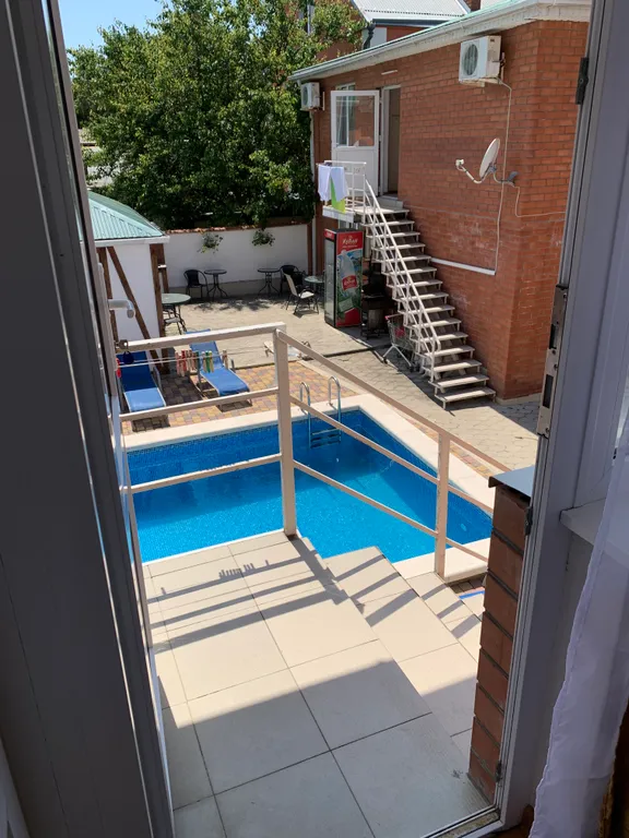 Уютная студия возле бассейна