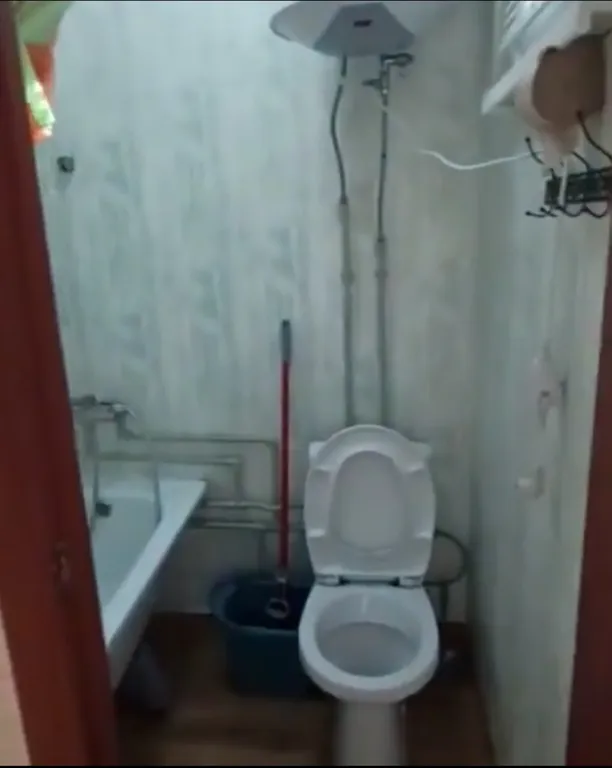 Домик с проходной комнатой с мини-кухней