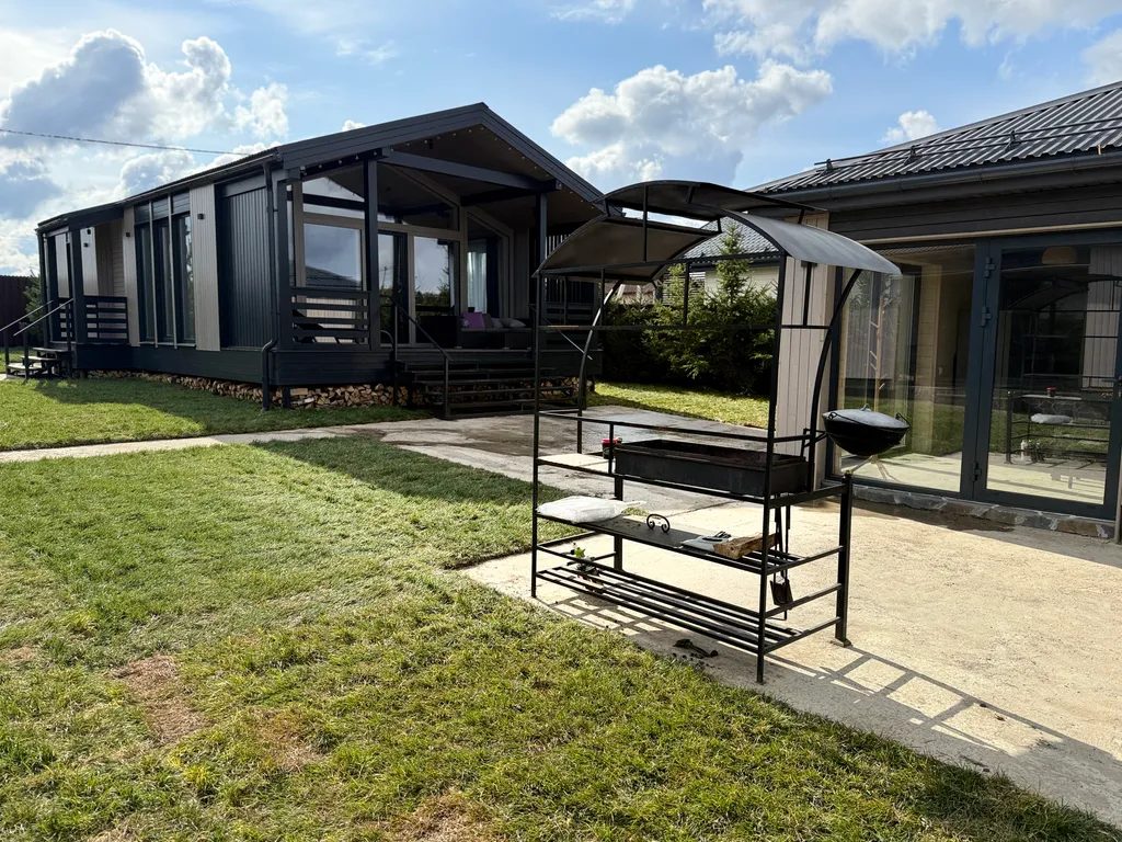 Дом с баней, сибирским чаном и теплой панорамной беседкой