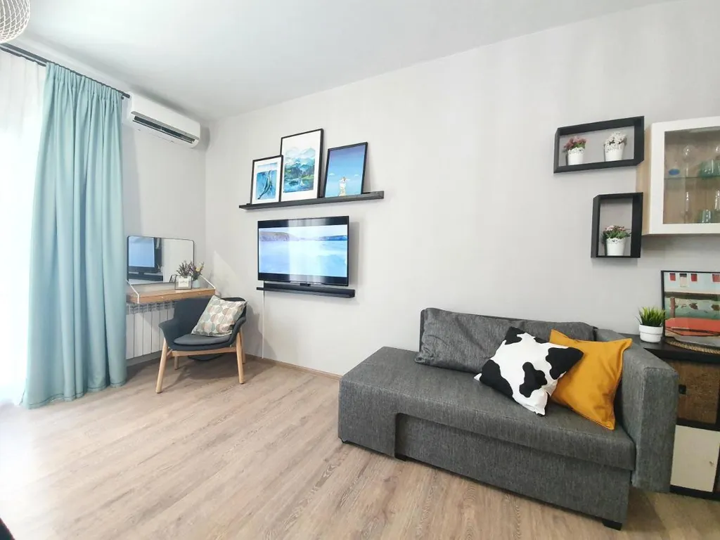 Квартира Уютная студия для тихого семейного отдыха — Варваровка