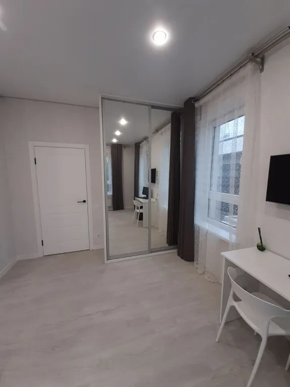 Квартира с участком, барбекю зона, закрытая территория, парковка