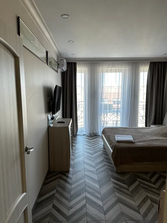 С видом на море и балконом