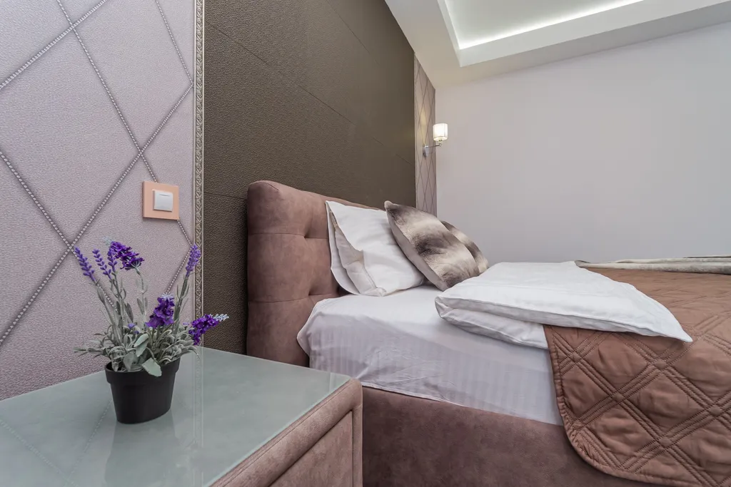 Уютная двухкомнатная квартира рядом с метро и видом на набережную