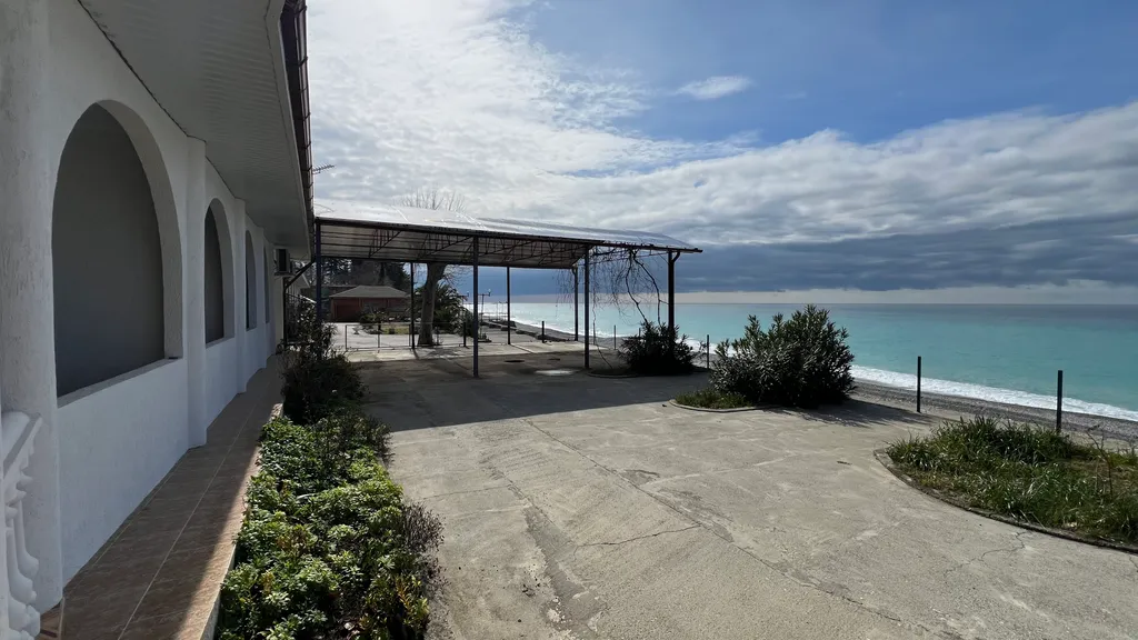 Квартира Квартира Трёхместный номер с видом на море — Гагра