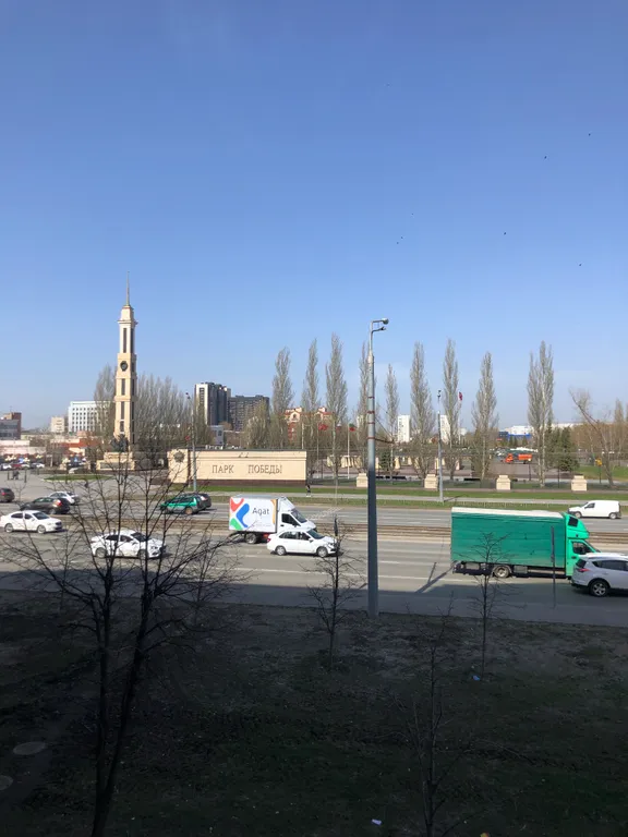 Квартира Комната с балконом напротив парка Победы — Казань