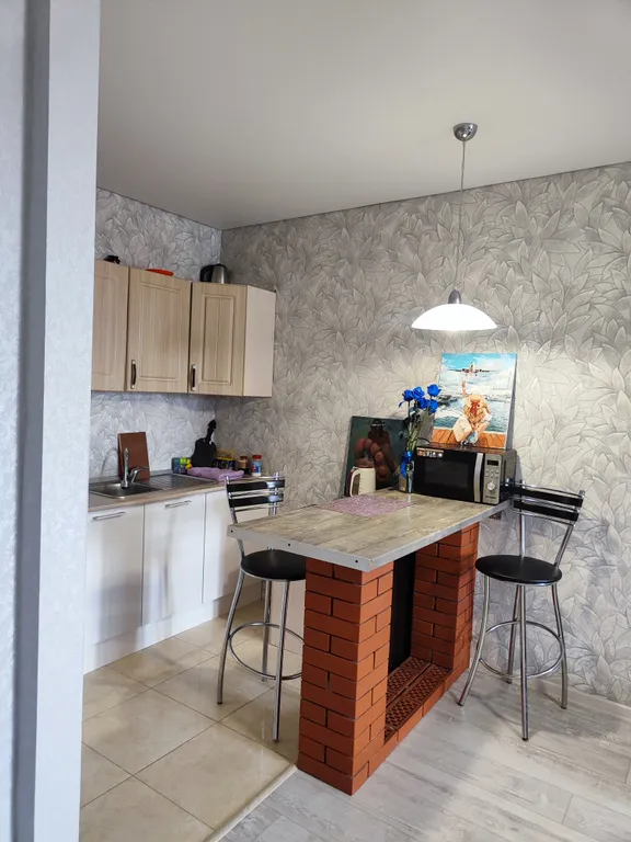 Студия на Изумрудной Спутник