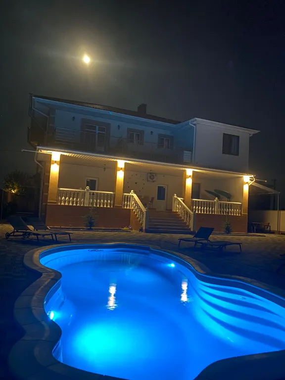 Двухкомнатные апартаменты с кухней