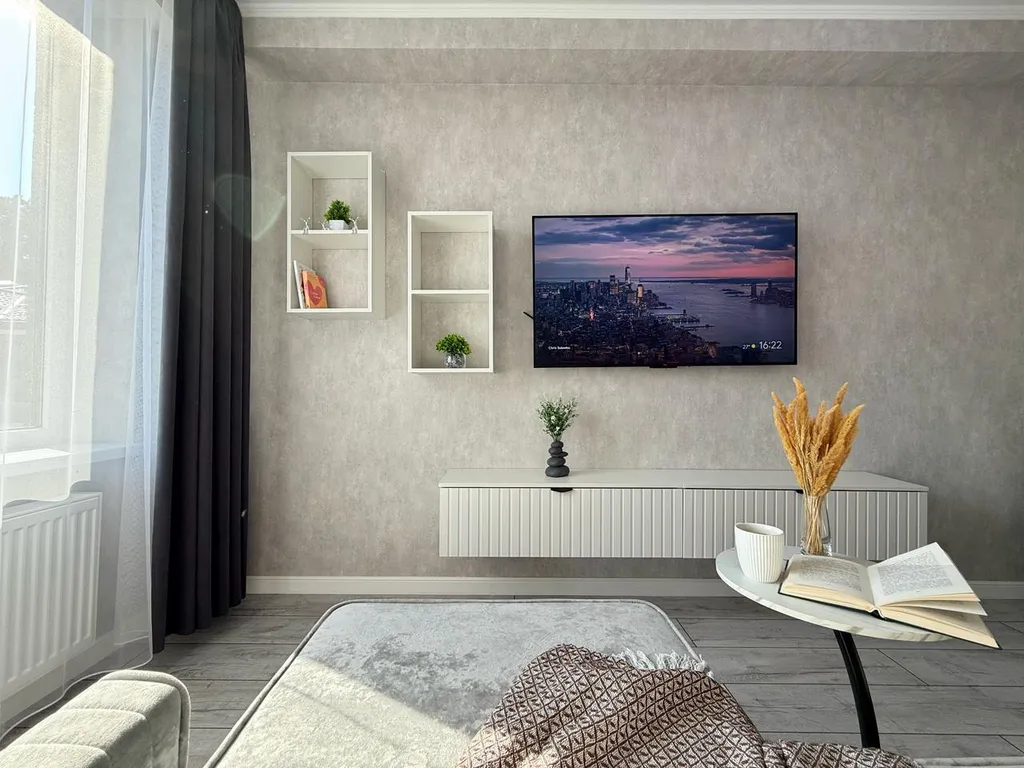 Евро-двухкомнатная квартира с видом на море Монако