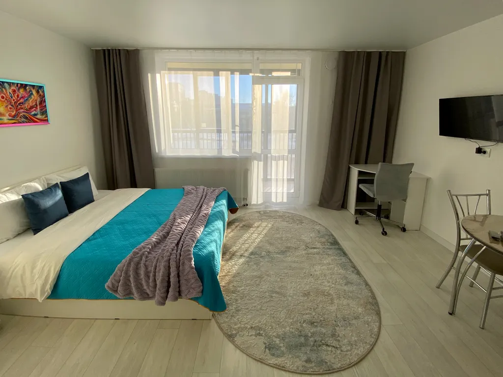 Квартира Студия бизнес-комфорт у УГМК в 5 минутах, с самозаселением 24/7, парковкой — аренда посуточно в Верхняя Пышма