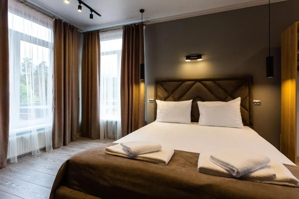 4-комнатный Дом