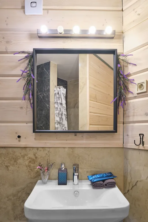 Втерем-ок уютный дом с баней на дровах и чаном, альпаки и лошадки