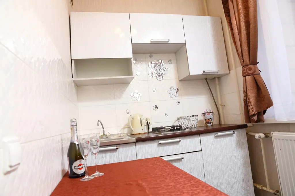 Квартира недалеко от центра рядом с ледовой ареной