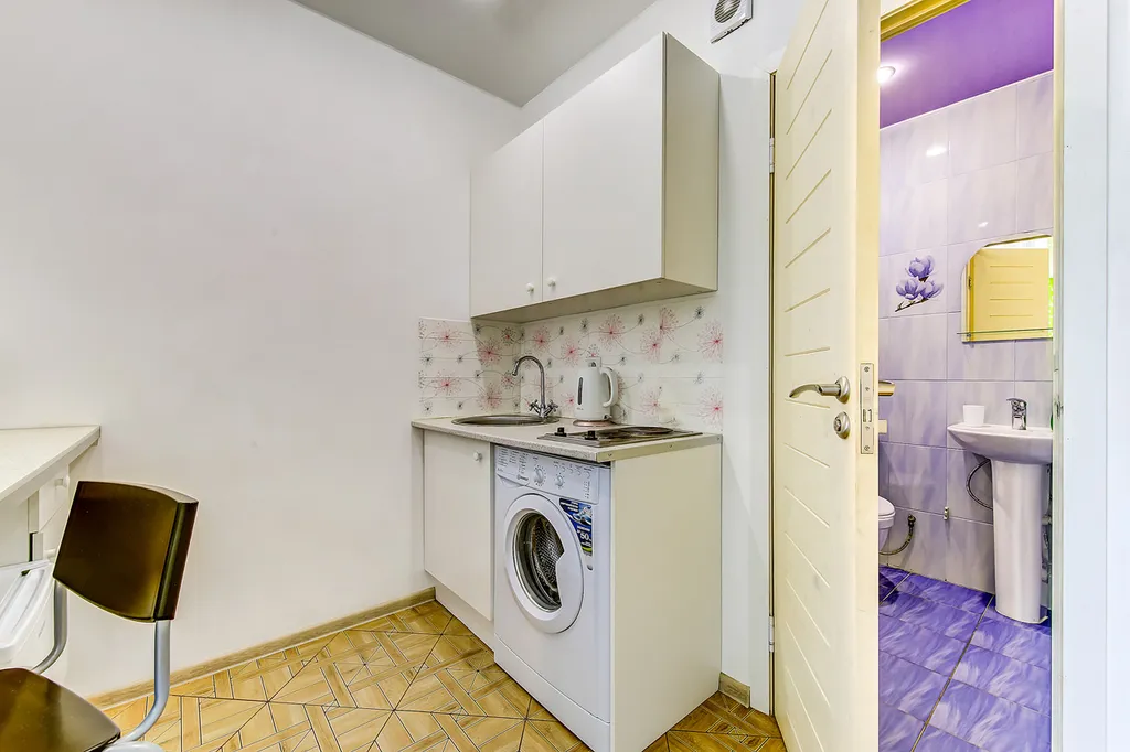 У метро Девяткино, 3 минуты пешком от метро