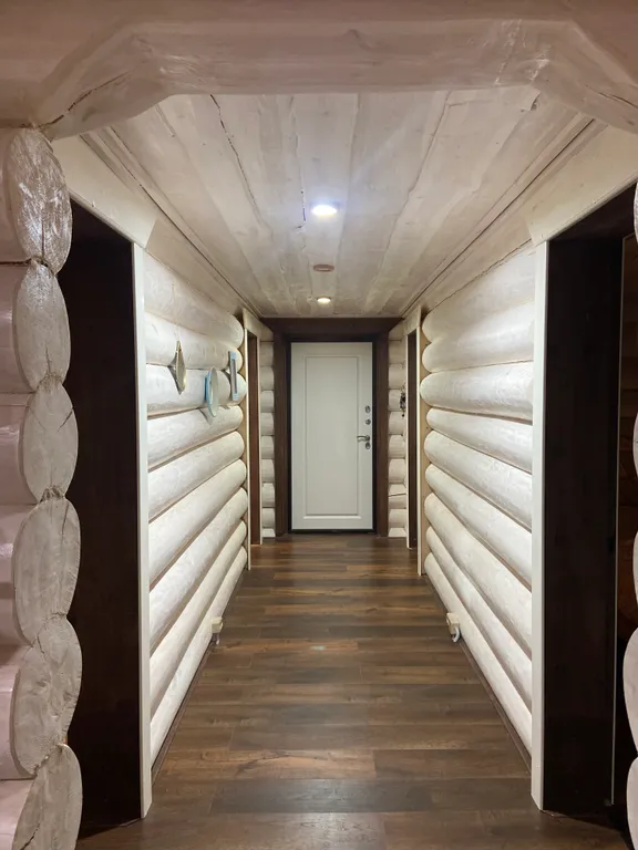 Сказочный дом в лесу