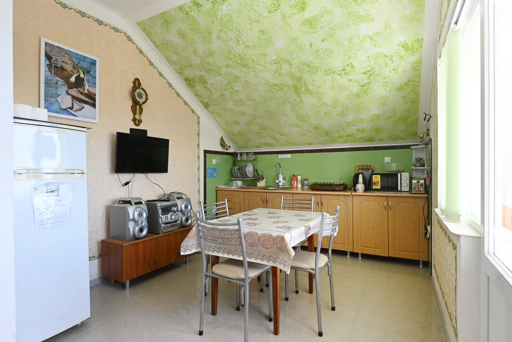 Этаж в коттедже с уникальным видом, 3 спальнями и кухней