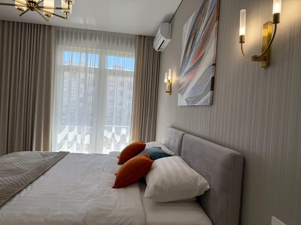 Апартаменты В Изумрудном Городе с дизайнерским ремонтом