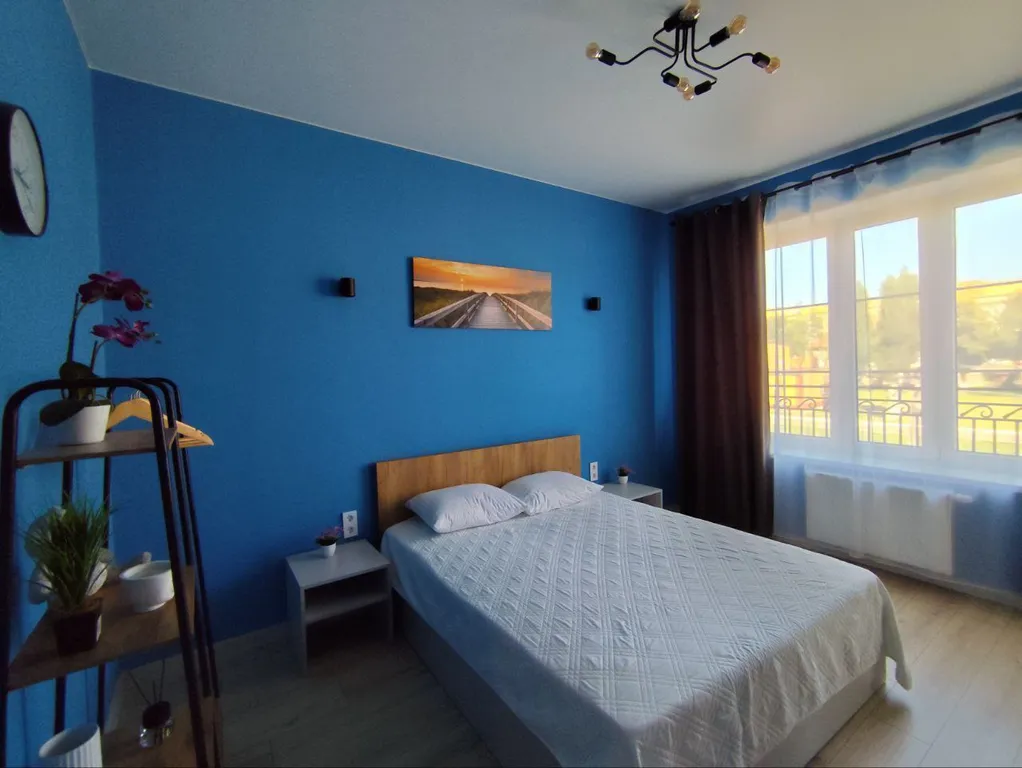 "Море и Брют" стильная квартира рядом с морем