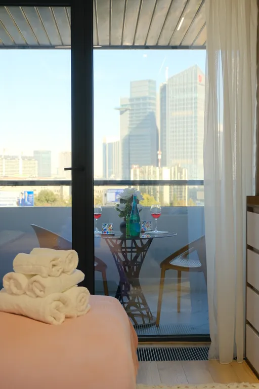 Уютная студия в сердце города в NRG U tower