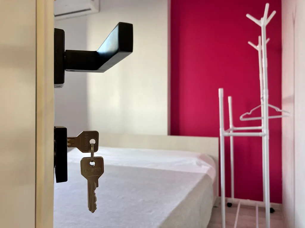 Стандартный двухместный номер с большой кроватью и видом на горы